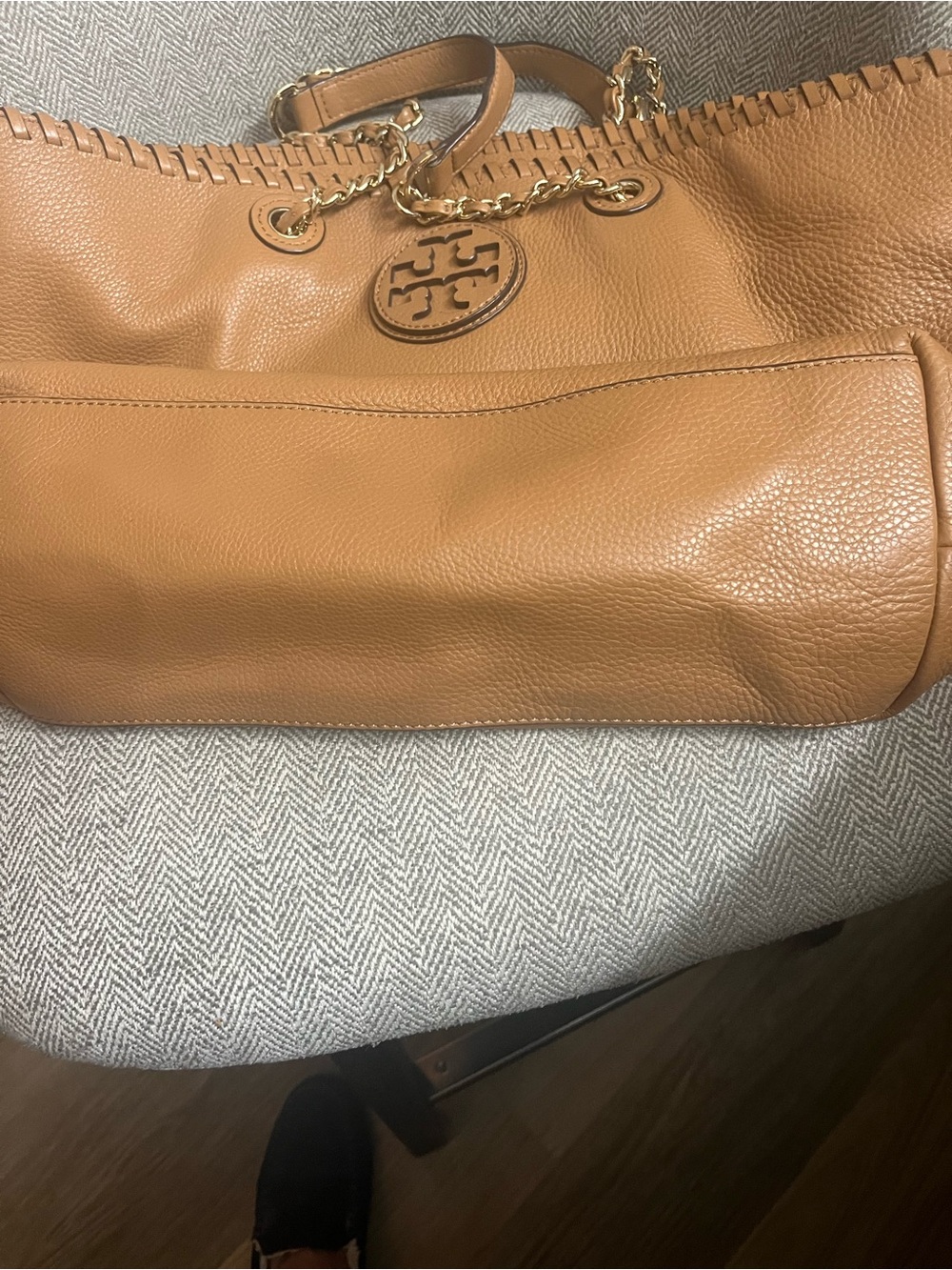 Tory Burch Caramel Pebbled Leather Chain-Detail Tote - Picture 2 of 6